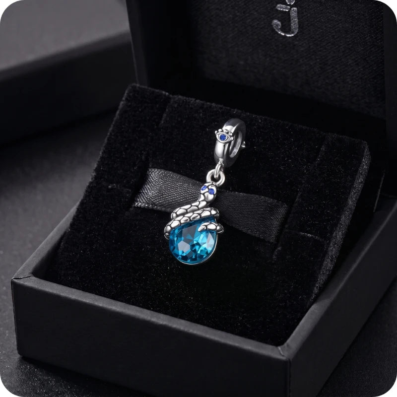 Berloque Serpente Royal em Prata 925